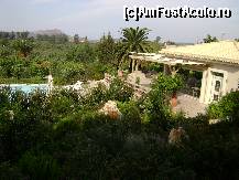 [P02] In dreapta este locul unde se servea micul dejun. La piscina nu prea era lume...de altfel este si pacat sa stai la piscina cand ai o super plaja in zona. » foto by vali_tulcea
 - 
<span class="allrVoted glyphicon glyphicon-heart hidden" id="av80587"></span>
<a class="m-l-10 hidden" id="sv80587" onclick="voting_Foto_DelVot(,80587,5932)" role="button">șterge vot <span class="glyphicon glyphicon-remove"></span></a>
<a id="v980587" class=" c-red"  onclick="voting_Foto_SetVot(80587)" role="button"><span class="glyphicon glyphicon-heart-empty"></span> <b>LIKE</b> = Votează poza</a> <img class="hidden"  id="f80587W9" src="/imagini/loader.gif" border="0" /><span class="AjErrMes hidden" id="e80587ErM"></span>