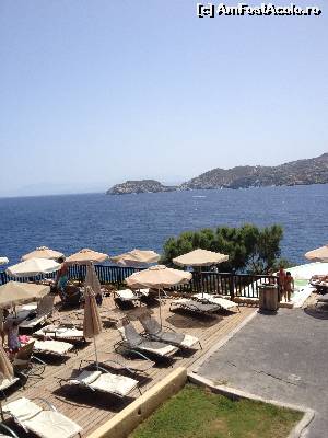 [P16] vedere din camera cu vedere ma mare (mai in dreapta era una din cele 2 piscine)  » foto by dr_negrea2002
 - 
<span class="allrVoted glyphicon glyphicon-heart hidden" id="av548090"></span>
<a class="m-l-10 hidden" id="sv548090" onclick="voting_Foto_DelVot(,548090,5945)" role="button">șterge vot <span class="glyphicon glyphicon-remove"></span></a>
<a id="v9548090" class=" c-red"  onclick="voting_Foto_SetVot(548090)" role="button"><span class="glyphicon glyphicon-heart-empty"></span> <b>LIKE</b> = Votează poza</a> <img class="hidden"  id="f548090W9" src="/imagini/loader.gif" border="0" /><span class="AjErrMes hidden" id="e548090ErM"></span>