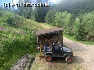 [P01] Jeep de inchiriat » foto by rockgsm
 - 
<span class="allrVoted glyphicon glyphicon-heart hidden" id="av1180142"></span>
<a class="m-l-10 hidden" id="sv1180142" onclick="voting_Foto_DelVot(,1180142,5952)" role="button">șterge vot <span class="glyphicon glyphicon-remove"></span></a>
<a id="v91180142" class=" c-red"  onclick="voting_Foto_SetVot(1180142)" role="button"><span class="glyphicon glyphicon-heart-empty"></span> <b>LIKE</b> = Votează poza</a> <img class="hidden"  id="f1180142W9" src="/imagini/loader.gif" border="0" /><span class="AjErrMes hidden" id="e1180142ErM"></span>