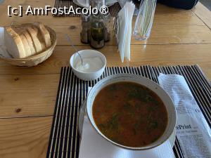 [P11] Restaurantul pensiunii Ursuleț Bran - ciorba de perișoare de la prânzul de a doua zi » foto by nicole33
 - 
<span class="allrVoted glyphicon glyphicon-heart hidden" id="av1456335"></span>
<a class="m-l-10 hidden" id="sv1456335" onclick="voting_Foto_DelVot(,1456335,5977)" role="button">șterge vot <span class="glyphicon glyphicon-remove"></span></a>
<a id="v91456335" class=" c-red"  onclick="voting_Foto_SetVot(1456335)" role="button"><span class="glyphicon glyphicon-heart-empty"></span> <b>LIKE</b> = Votează poza</a> <img class="hidden"  id="f1456335W9" src="/imagini/loader.gif" border="0" /><span class="AjErrMes hidden" id="e1456335ErM"></span>