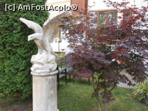 [P05] Sarata Monteoru - Cazino Hotel & SPA, in fata intrarii. » foto by iulianic
 - 
<span class="allrVoted glyphicon glyphicon-heart hidden" id="av1307731"></span>
<a class="m-l-10 hidden" id="sv1307731" onclick="voting_Foto_DelVot(,1307731,5979)" role="button">șterge vot <span class="glyphicon glyphicon-remove"></span></a>
<a id="v91307731" class=" c-red"  onclick="voting_Foto_SetVot(1307731)" role="button"><span class="glyphicon glyphicon-heart-empty"></span> <b>LIKE</b> = Votează poza</a> <img class="hidden"  id="f1307731W9" src="/imagini/loader.gif" border="0" /><span class="AjErrMes hidden" id="e1307731ErM"></span>