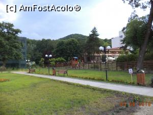 [P10] Parcul din Stațiune » foto by Yersinia Pestis
 - 
<span class="allrVoted glyphicon glyphicon-heart hidden" id="av972869"></span>
<a class="m-l-10 hidden" id="sv972869" onclick="voting_Foto_DelVot(,972869,5979)" role="button">șterge vot <span class="glyphicon glyphicon-remove"></span></a>
<a id="v9972869" class=" c-red"  onclick="voting_Foto_SetVot(972869)" role="button"><span class="glyphicon glyphicon-heart-empty"></span> <b>LIKE</b> = Votează poza</a> <img class="hidden"  id="f972869W9" src="/imagini/loader.gif" border="0" /><span class="AjErrMes hidden" id="e972869ErM"></span>