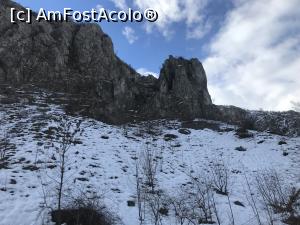 [P02] Cheile Sohodolului, iarna » foto by krisstinna
 - 
<span class="allrVoted glyphicon glyphicon-heart hidden" id="av1049370"></span>
<a class="m-l-10 hidden" id="sv1049370" onclick="voting_Foto_DelVot(,1049370,5991)" role="button">șterge vot <span class="glyphicon glyphicon-remove"></span></a>
<a id="v91049370" class=" c-red"  onclick="voting_Foto_SetVot(1049370)" role="button"><span class="glyphicon glyphicon-heart-empty"></span> <b>LIKE</b> = Votează poza</a> <img class="hidden"  id="f1049370W9" src="/imagini/loader.gif" border="0" /><span class="AjErrMes hidden" id="e1049370ErM"></span>