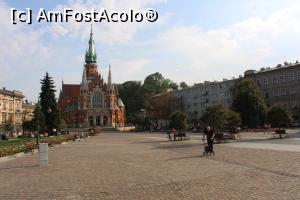 [P01] Kraków - Cracovia, Rynek Podgórski - Piața Podgórze și în plan îndepărtat Kościół pw. św. Józefa » foto by mprofeanu
 - 
<span class="allrVoted glyphicon glyphicon-heart hidden" id="av1335146"></span>
<a class="m-l-10 hidden" id="sv1335146" onclick="voting_Foto_DelVot(,1335146,5995)" role="button">șterge vot <span class="glyphicon glyphicon-remove"></span></a>
<a id="v91335146" class=" c-red"  onclick="voting_Foto_SetVot(1335146)" role="button"><span class="glyphicon glyphicon-heart-empty"></span> <b>LIKE</b> = Votează poza</a> <img class="hidden"  id="f1335146W9" src="/imagini/loader.gif" border="0" /><span class="AjErrMes hidden" id="e1335146ErM"></span>