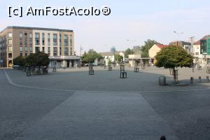 [P10] Kraków, Plac Bohaterów Getta - Piața Eroilor din Ghetto » foto by mprofeanu
 - 
<span class="allrVoted glyphicon glyphicon-heart hidden" id="av1335155"></span>
<a class="m-l-10 hidden" id="sv1335155" onclick="voting_Foto_DelVot(,1335155,5995)" role="button">șterge vot <span class="glyphicon glyphicon-remove"></span></a>
<a id="v91335155" class=" c-red"  onclick="voting_Foto_SetVot(1335155)" role="button"><span class="glyphicon glyphicon-heart-empty"></span> <b>LIKE</b> = Votează poza</a> <img class="hidden"  id="f1335155W9" src="/imagini/loader.gif" border="0" /><span class="AjErrMes hidden" id="e1335155ErM"></span>