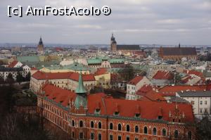[P04] Cracovia- vedere din curtea palatului Wavel » foto by catrinel
 - 
<span class="allrVoted glyphicon glyphicon-heart hidden" id="av844255"></span>
<a class="m-l-10 hidden" id="sv844255" onclick="voting_Foto_DelVot(,844255,5995)" role="button">șterge vot <span class="glyphicon glyphicon-remove"></span></a>
<a id="v9844255" class=" c-red"  onclick="voting_Foto_SetVot(844255)" role="button"><span class="glyphicon glyphicon-heart-empty"></span> <b>LIKE</b> = Votează poza</a> <img class="hidden"  id="f844255W9" src="/imagini/loader.gif" border="0" /><span class="AjErrMes hidden" id="e844255ErM"></span>