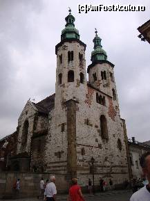 [P31] Cracovia: biserica Sf.Andrei, aflată lângă biserica Sfinţii Apostoli Petru şi Pavel » foto by mariana.olaru
 - 
<span class="allrVoted glyphicon glyphicon-heart hidden" id="av116598"></span>
<a class="m-l-10 hidden" id="sv116598" onclick="voting_Foto_DelVot(,116598,5995)" role="button">șterge vot <span class="glyphicon glyphicon-remove"></span></a>
<a id="v9116598" class=" c-red"  onclick="voting_Foto_SetVot(116598)" role="button"><span class="glyphicon glyphicon-heart-empty"></span> <b>LIKE</b> = Votează poza</a> <img class="hidden"  id="f116598W9" src="/imagini/loader.gif" border="0" /><span class="AjErrMes hidden" id="e116598ErM"></span>
