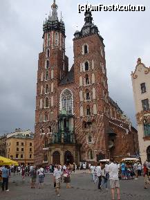 [P41] Cracovia:Biserica Sf.Maria (Kosciol Mariacki) » foto by mariana.olaru
 - 
<span class="allrVoted glyphicon glyphicon-heart hidden" id="av116620"></span>
<a class="m-l-10 hidden" id="sv116620" onclick="voting_Foto_DelVot(,116620,5995)" role="button">șterge vot <span class="glyphicon glyphicon-remove"></span></a>
<a id="v9116620" class=" c-red"  onclick="voting_Foto_SetVot(116620)" role="button"><span class="glyphicon glyphicon-heart-empty"></span> <b>LIKE</b> = Votează poza</a> <img class="hidden"  id="f116620W9" src="/imagini/loader.gif" border="0" /><span class="AjErrMes hidden" id="e116620ErM"></span>