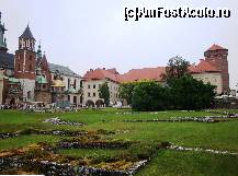 [P06] Cracovia-castelul,catedrala, şi ruinele altor edificii din perimetrul cetăţii Wawel » foto by mariana.olaru
 - 
<span class="allrVoted glyphicon glyphicon-heart hidden" id="av116470"></span>
<a class="m-l-10 hidden" id="sv116470" onclick="voting_Foto_DelVot(,116470,5995)" role="button">șterge vot <span class="glyphicon glyphicon-remove"></span></a>
<a id="v9116470" class=" c-red"  onclick="voting_Foto_SetVot(116470)" role="button"><span class="glyphicon glyphicon-heart-empty"></span> <b>LIKE</b> = Votează poza</a> <img class="hidden"  id="f116470W9" src="/imagini/loader.gif" border="0" /><span class="AjErrMes hidden" id="e116470ErM"></span>