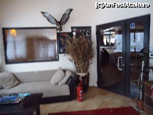 [P13] intarea in restaurant » foto by marocanu21
 - 
<span class="allrVoted glyphicon glyphicon-heart hidden" id="av396980"></span>
<a class="m-l-10 hidden" id="sv396980" onclick="voting_Foto_DelVot(,396980,6012)" role="button">șterge vot <span class="glyphicon glyphicon-remove"></span></a>
<a id="v9396980" class=" c-red"  onclick="voting_Foto_SetVot(396980)" role="button"><span class="glyphicon glyphicon-heart-empty"></span> <b>LIKE</b> = Votează poza</a> <img class="hidden"  id="f396980W9" src="/imagini/loader.gif" border="0" /><span class="AjErrMes hidden" id="e396980ErM"></span>