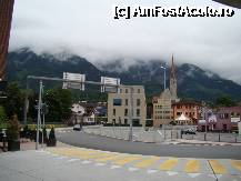 [P02] Schaan, intre 2 autobuze » foto by DanCld
 - 
<span class="allrVoted glyphicon glyphicon-heart hidden" id="av213221"></span>
<a class="m-l-10 hidden" id="sv213221" onclick="voting_Foto_DelVot(,213221,6017)" role="button">șterge vot <span class="glyphicon glyphicon-remove"></span></a>
<a id="v9213221" class=" c-red"  onclick="voting_Foto_SetVot(213221)" role="button"><span class="glyphicon glyphicon-heart-empty"></span> <b>LIKE</b> = Votează poza</a> <img class="hidden"  id="f213221W9" src="/imagini/loader.gif" border="0" /><span class="AjErrMes hidden" id="e213221ErM"></span>