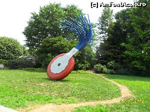 [P18] Sculpture Gardens arta moderna » foto by delia58
 - 
<span class="allrVoted glyphicon glyphicon-heart hidden" id="av520334"></span>
<a class="m-l-10 hidden" id="sv520334" onclick="voting_Foto_DelVot(,520334,6029)" role="button">șterge vot <span class="glyphicon glyphicon-remove"></span></a>
<a id="v9520334" class=" c-red"  onclick="voting_Foto_SetVot(520334)" role="button"><span class="glyphicon glyphicon-heart-empty"></span> <b>LIKE</b> = Votează poza</a> <img class="hidden"  id="f520334W9" src="/imagini/loader.gif" border="0" /><span class="AjErrMes hidden" id="e520334ErM"></span>