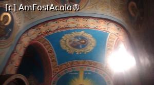 [P03] Biserica cu lună din Oradea » foto by Mioritik
 - 
<span class="allrVoted glyphicon glyphicon-heart hidden" id="av1399863"></span>
<a class="m-l-10 hidden" id="sv1399863" onclick="voting_Foto_DelVot(,1399863,6032)" role="button">șterge vot <span class="glyphicon glyphicon-remove"></span></a>
<a id="v91399863" class=" c-red"  onclick="voting_Foto_SetVot(1399863)" role="button"><span class="glyphicon glyphicon-heart-empty"></span> <b>LIKE</b> = Votează poza</a> <img class="hidden"  id="f1399863W9" src="/imagini/loader.gif" border="0" /><span class="AjErrMes hidden" id="e1399863ErM"></span>