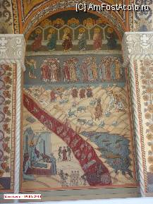 [P39] Pictură exterioară, la intrarea în biserică. » foto by creivean
 - 
<span class="allrVoted glyphicon glyphicon-heart hidden" id="av83893"></span>
<a class="m-l-10 hidden" id="sv83893" onclick="voting_Foto_DelVot(,83893,6032)" role="button">șterge vot <span class="glyphicon glyphicon-remove"></span></a>
<a id="v983893" class=" c-red"  onclick="voting_Foto_SetVot(83893)" role="button"><span class="glyphicon glyphicon-heart-empty"></span> <b>LIKE</b> = Votează poza</a> <img class="hidden"  id="f83893W9" src="/imagini/loader.gif" border="0" /><span class="AjErrMes hidden" id="e83893ErM"></span>