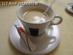 [P12] Cafeaua de la Dâmbovicioara...  » foto by tata123 🔱
 - 
<span class="allrVoted glyphicon glyphicon-heart hidden" id="av947784"></span>
<a class="m-l-10 hidden" id="sv947784" onclick="voting_Foto_DelVot(,947784,6049)" role="button">șterge vot <span class="glyphicon glyphicon-remove"></span></a>
<a id="v9947784" class=" c-red"  onclick="voting_Foto_SetVot(947784)" role="button"><span class="glyphicon glyphicon-heart-empty"></span> <b>LIKE</b> = Votează poza</a> <img class="hidden"  id="f947784W9" src="/imagini/loader.gif" border="0" /><span class="AjErrMes hidden" id="e947784ErM"></span>