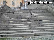 [P02] Scarile degradate spre Manastirea Maria Radna din Lipova » foto by presario
 - 
<span class="allrVoted glyphicon glyphicon-heart hidden" id="av66085"></span>
<a class="m-l-10 hidden" id="sv66085" onclick="voting_Foto_DelVot(,66085,6054)" role="button">șterge vot <span class="glyphicon glyphicon-remove"></span></a>
<a id="v966085" class=" c-red"  onclick="voting_Foto_SetVot(66085)" role="button"><span class="glyphicon glyphicon-heart-empty"></span> <b>LIKE</b> = Votează poza</a> <img class="hidden"  id="f66085W9" src="/imagini/loader.gif" border="0" /><span class="AjErrMes hidden" id="e66085ErM"></span>