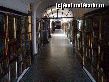 [P21] Manastirea Maria Radna - expozitia de icoane si tablouri » foto by presario
 - 
<span class="allrVoted glyphicon glyphicon-heart hidden" id="av66104"></span>
<a class="m-l-10 hidden" id="sv66104" onclick="voting_Foto_DelVot(,66104,6054)" role="button">șterge vot <span class="glyphicon glyphicon-remove"></span></a>
<a id="v966104" class=" c-red"  onclick="voting_Foto_SetVot(66104)" role="button"><span class="glyphicon glyphicon-heart-empty"></span> <b>LIKE</b> = Votează poza</a> <img class="hidden"  id="f66104W9" src="/imagini/loader.gif" border="0" /><span class="AjErrMes hidden" id="e66104ErM"></span>