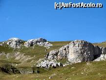 [P17] Mecetul Turcesc...blocurile de calcar de pe traseul Vf. Omu - Padina » foto by vlado2
 - 
<span class="allrVoted glyphicon glyphicon-heart hidden" id="av299247"></span>
<a class="m-l-10 hidden" id="sv299247" onclick="voting_Foto_DelVot(,299247,6055)" role="button">șterge vot <span class="glyphicon glyphicon-remove"></span></a>
<a id="v9299247" class=" c-red"  onclick="voting_Foto_SetVot(299247)" role="button"><span class="glyphicon glyphicon-heart-empty"></span> <b>LIKE</b> = Votează poza</a> <img class="hidden"  id="f299247W9" src="/imagini/loader.gif" border="0" /><span class="AjErrMes hidden" id="e299247ErM"></span>