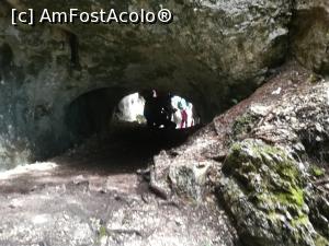 [P11] La Izbucul Horoabei unde am ajuns trecând pe sub stânci » foto by Mika
 - 
<span class="allrVoted glyphicon glyphicon-heart hidden" id="av1168455"></span>
<a class="m-l-10 hidden" id="sv1168455" onclick="voting_Foto_DelVot(,1168455,6055)" role="button">șterge vot <span class="glyphicon glyphicon-remove"></span></a>
<a id="v91168455" class=" c-red"  onclick="voting_Foto_SetVot(1168455)" role="button"><span class="glyphicon glyphicon-heart-empty"></span> <b>LIKE</b> = Votează poza</a> <img class="hidden"  id="f1168455W9" src="/imagini/loader.gif" border="0" /><span class="AjErrMes hidden" id="e1168455ErM"></span>