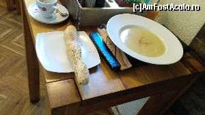 [P15] Wok'n Roll Cluj - supă cremă de ţelină cu somon.  » foto by bogumil
 - 
<span class="allrVoted glyphicon glyphicon-heart hidden" id="av644337"></span>
<a class="m-l-10 hidden" id="sv644337" onclick="voting_Foto_DelVot(,644337,6063)" role="button">șterge vot <span class="glyphicon glyphicon-remove"></span></a>
<a id="v9644337" class=" c-red"  onclick="voting_Foto_SetVot(644337)" role="button"><span class="glyphicon glyphicon-heart-empty"></span> <b>LIKE</b> = Votează poza</a> <img class="hidden"  id="f644337W9" src="/imagini/loader.gif" border="0" /><span class="AjErrMes hidden" id="e644337ErM"></span>