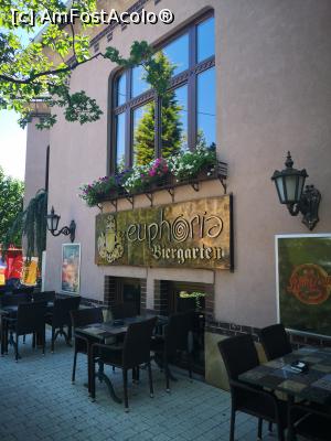 [P60] Euphoria Biergarten » foto by crismis
 - 
<span class="allrVoted glyphicon glyphicon-heart hidden" id="av1325607"></span>
<a class="m-l-10 hidden" id="sv1325607" onclick="voting_Foto_DelVot(,1325607,6063)" role="button">șterge vot <span class="glyphicon glyphicon-remove"></span></a>
<a id="v91325607" class=" c-red"  onclick="voting_Foto_SetVot(1325607)" role="button"><span class="glyphicon glyphicon-heart-empty"></span> <b>LIKE</b> = Votează poza</a> <img class="hidden"  id="f1325607W9" src="/imagini/loader.gif" border="0" /><span class="AjErrMes hidden" id="e1325607ErM"></span>