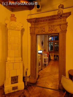 [P22] Yolka bar » foto by crismis
 - 
<span class="allrVoted glyphicon glyphicon-heart hidden" id="av1426486"></span>
<a class="m-l-10 hidden" id="sv1426486" onclick="voting_Foto_DelVot(,1426486,6063)" role="button">șterge vot <span class="glyphicon glyphicon-remove"></span></a>
<a id="v91426486" class=" c-red"  onclick="voting_Foto_SetVot(1426486)" role="button"><span class="glyphicon glyphicon-heart-empty"></span> <b>LIKE</b> = Votează poza</a> <img class="hidden"  id="f1426486W9" src="/imagini/loader.gif" border="0" /><span class="AjErrMes hidden" id="e1426486ErM"></span>