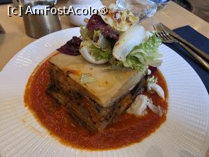 [P18] Samsara Restaurant; musaca » foto by crismis
 - 
<span class="allrVoted glyphicon glyphicon-heart hidden" id="av1532331"></span>
<a class="m-l-10 hidden" id="sv1532331" onclick="voting_Foto_DelVot(,1532331,6063)" role="button">șterge vot <span class="glyphicon glyphicon-remove"></span></a>
<a id="v91532331" class=" c-red"  onclick="voting_Foto_SetVot(1532331)" role="button"><span class="glyphicon glyphicon-heart-empty"></span> <b>LIKE</b> = Votează poza</a> <img class="hidden"  id="f1532331W9" src="/imagini/loader.gif" border="0" /><span class="AjErrMes hidden" id="e1532331ErM"></span>