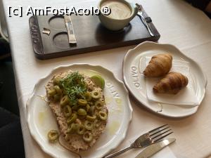 [P18] Olivo caffe - bruschete cu ton si masline verzi » foto by mishu
 - 
<span class="allrVoted glyphicon glyphicon-heart hidden" id="av1328723"></span>
<a class="m-l-10 hidden" id="sv1328723" onclick="voting_Foto_DelVot(,1328723,6063)" role="button">șterge vot <span class="glyphicon glyphicon-remove"></span></a>
<a id="v91328723" class=" c-red"  onclick="voting_Foto_SetVot(1328723)" role="button"><span class="glyphicon glyphicon-heart-empty"></span> <b>LIKE</b> = Votează poza</a> <img class="hidden"  id="f1328723W9" src="/imagini/loader.gif" border="0" /><span class="AjErrMes hidden" id="e1328723ErM"></span>