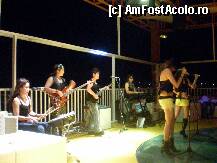 [P33] La barul Moonlight - o trupa de asiatice canta hituri internationale » foto by presario
 - 
<span class="allrVoted glyphicon glyphicon-heart hidden" id="av84660"></span>
<a class="m-l-10 hidden" id="sv84660" onclick="voting_Foto_DelVot(,84660,6065)" role="button">șterge vot <span class="glyphicon glyphicon-remove"></span></a>
<a id="v984660" class=" c-red"  onclick="voting_Foto_SetVot(84660)" role="button"><span class="glyphicon glyphicon-heart-empty"></span> <b>LIKE</b> = Votează poza</a> <img class="hidden"  id="f84660W9" src="/imagini/loader.gif" border="0" /><span class="AjErrMes hidden" id="e84660ErM"></span>