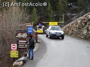 [P10] Noutățile de la intrarea în complex și un angajat ”ospitalier” » foto by Kavarnap
 - 
<span class="allrVoted glyphicon glyphicon-heart hidden" id="av1212989"></span>
<a class="m-l-10 hidden" id="sv1212989" onclick="voting_Foto_DelVot(,1212989,6071)" role="button">șterge vot <span class="glyphicon glyphicon-remove"></span></a>
<a id="v91212989" class=" c-red"  onclick="voting_Foto_SetVot(1212989)" role="button"><span class="glyphicon glyphicon-heart-empty"></span> <b>LIKE</b> = Votează poza</a> <img class="hidden"  id="f1212989W9" src="/imagini/loader.gif" border="0" /><span class="AjErrMes hidden" id="e1212989ErM"></span>