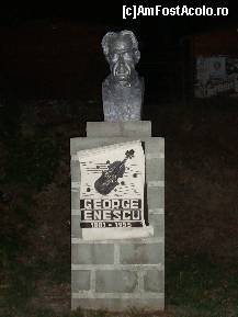 [P23] Iată-l și pe George Enescu!  » foto by Floryn81
 - 
<span class="allrVoted glyphicon glyphicon-heart hidden" id="av427168"></span>
<a class="m-l-10 hidden" id="sv427168" onclick="voting_Foto_DelVot(,427168,6086)" role="button">șterge vot <span class="glyphicon glyphicon-remove"></span></a>
<a id="v9427168" class=" c-red"  onclick="voting_Foto_SetVot(427168)" role="button"><span class="glyphicon glyphicon-heart-empty"></span> <b>LIKE</b> = Votează poza</a> <img class="hidden"  id="f427168W9" src="/imagini/loader.gif" border="0" /><span class="AjErrMes hidden" id="e427168ErM"></span>