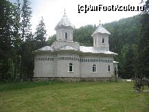 [P28] Biserica Sfântul Ilie din parc » foto by bog68
 - 
<span class="allrVoted glyphicon glyphicon-heart hidden" id="av303572"></span>
<a class="m-l-10 hidden" id="sv303572" onclick="voting_Foto_DelVot(,303572,6086)" role="button">șterge vot <span class="glyphicon glyphicon-remove"></span></a>
<a id="v9303572" class=" c-red"  onclick="voting_Foto_SetVot(303572)" role="button"><span class="glyphicon glyphicon-heart-empty"></span> <b>LIKE</b> = Votează poza</a> <img class="hidden"  id="f303572W9" src="/imagini/loader.gif" border="0" /><span class="AjErrMes hidden" id="e303572ErM"></span>
