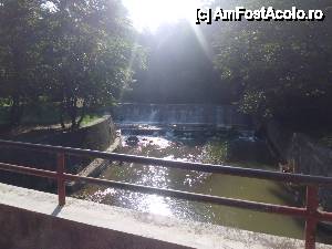 [P21] cascada de langa ultimul izvor » foto by diana-camelia*
 - 
<span class="allrVoted glyphicon glyphicon-heart hidden" id="av464019"></span>
<a class="m-l-10 hidden" id="sv464019" onclick="voting_Foto_DelVot(,464019,6086)" role="button">șterge vot <span class="glyphicon glyphicon-remove"></span></a>
<a id="v9464019" class=" c-red"  onclick="voting_Foto_SetVot(464019)" role="button"><span class="glyphicon glyphicon-heart-empty"></span> <b>LIKE</b> = Votează poza</a> <img class="hidden"  id="f464019W9" src="/imagini/loader.gif" border="0" /><span class="AjErrMes hidden" id="e464019ErM"></span>