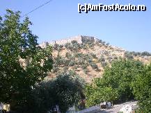 [P26] Dealul si zidurile fortareatei din Selcuk. » foto by presario
 - 
<span class="allrVoted glyphicon glyphicon-heart hidden" id="av85999"></span>
<a class="m-l-10 hidden" id="sv85999" onclick="voting_Foto_DelVot(,85999,6102)" role="button">șterge vot <span class="glyphicon glyphicon-remove"></span></a>
<a id="v985999" class=" c-red"  onclick="voting_Foto_SetVot(85999)" role="button"><span class="glyphicon glyphicon-heart-empty"></span> <b>LIKE</b> = Votează poza</a> <img class="hidden"  id="f85999W9" src="/imagini/loader.gif" border="0" /><span class="AjErrMes hidden" id="e85999ErM"></span>