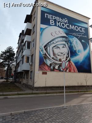 [P13] Tiraspol, Bd. Yuri Gagarin și Pictura Murală » foto by mprofeanu
 - 
<span class="allrVoted glyphicon glyphicon-heart hidden" id="av1492652"></span>
<a class="m-l-10 hidden" id="sv1492652" onclick="voting_Foto_DelVot(,1492652,6113)" role="button">șterge vot <span class="glyphicon glyphicon-remove"></span></a>
<a id="v91492652" class=" c-red"  onclick="voting_Foto_SetVot(1492652)" role="button"><span class="glyphicon glyphicon-heart-empty"></span> <b>LIKE</b> = Votează poza</a> <img class="hidden"  id="f1492652W9" src="/imagini/loader.gif" border="0" /><span class="AjErrMes hidden" id="e1492652ErM"></span>