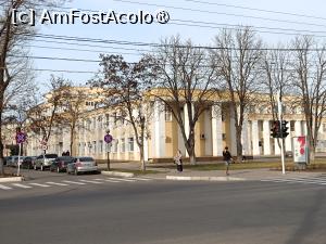 [P14] Universitatea văzută din lateral din Bd. Yuri Gagarin » foto by mprofeanu
 - 
<span class="allrVoted glyphicon glyphicon-heart hidden" id="av1492653"></span>
<a class="m-l-10 hidden" id="sv1492653" onclick="voting_Foto_DelVot(,1492653,6113)" role="button">șterge vot <span class="glyphicon glyphicon-remove"></span></a>
<a id="v91492653" class=" c-red"  onclick="voting_Foto_SetVot(1492653)" role="button"><span class="glyphicon glyphicon-heart-empty"></span> <b>LIKE</b> = Votează poza</a> <img class="hidden"  id="f1492653W9" src="/imagini/loader.gif" border="0" /><span class="AjErrMes hidden" id="e1492653ErM"></span>