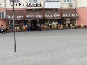 [P22] Tiraspol, Cafeneaua Dolce Vita pe Str. 25 Octombrie, nr 105, colț cu Bd. Yuri Gagarin » foto by mprofeanu
 - 
<span class="allrVoted glyphicon glyphicon-heart hidden" id="av1492661"></span>
<a class="m-l-10 hidden" id="sv1492661" onclick="voting_Foto_DelVot(,1492661,6113)" role="button">șterge vot <span class="glyphicon glyphicon-remove"></span></a>
<a id="v91492661" class=" c-red"  onclick="voting_Foto_SetVot(1492661)" role="button"><span class="glyphicon glyphicon-heart-empty"></span> <b>LIKE</b> = Votează poza</a> <img class="hidden"  id="f1492661W9" src="/imagini/loader.gif" border="0" /><span class="AjErrMes hidden" id="e1492661ErM"></span>