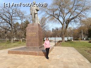 [P67] Tighina - Bender, V.I.Lenin rezistă pe soclul lui, Am Fost Acolo într-o zi de martie, cald și bine, vreme de sfârșit de aprilie... » foto by mprofeanu
 - 
<span class="allrVoted glyphicon glyphicon-heart hidden" id="av1510489"></span>
<a class="m-l-10 hidden" id="sv1510489" onclick="voting_Foto_DelVot(,1510489,6113)" role="button">șterge vot <span class="glyphicon glyphicon-remove"></span></a>
<a id="v91510489" class=" c-red"  onclick="voting_Foto_SetVot(1510489)" role="button"><span class="glyphicon glyphicon-heart-empty"></span> <b>LIKE</b> = Votează poza</a> <img class="hidden"  id="f1510489W9" src="/imagini/loader.gif" border="0" /><span class="AjErrMes hidden" id="e1510489ErM"></span>
