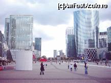 [P16] Place de la Defence » foto by dorgo
 - 
<span class="allrVoted glyphicon glyphicon-heart hidden" id="av86342"></span>
<a class="m-l-10 hidden" id="sv86342" onclick="voting_Foto_DelVot(,86342,6118)" role="button">șterge vot <span class="glyphicon glyphicon-remove"></span></a>
<a id="v986342" class=" c-red"  onclick="voting_Foto_SetVot(86342)" role="button"><span class="glyphicon glyphicon-heart-empty"></span> <b>LIKE</b> = Votează poza</a> <img class="hidden"  id="f86342W9" src="/imagini/loader.gif" border="0" /><span class="AjErrMes hidden" id="e86342ErM"></span>