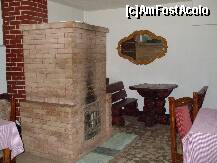 [P21] Restaurant Cabana Rarau - o alta soba pe lemne, dovada ca iernile sunt grele pe Rarau » foto by valimi
 - 
<span class="allrVoted glyphicon glyphicon-heart hidden" id="av156861"></span>
<a class="m-l-10 hidden" id="sv156861" onclick="voting_Foto_DelVot(,156861,6127)" role="button">șterge vot <span class="glyphicon glyphicon-remove"></span></a>
<a id="v9156861" class=" c-red"  onclick="voting_Foto_SetVot(156861)" role="button"><span class="glyphicon glyphicon-heart-empty"></span> <b>LIKE</b> = Votează poza</a> <img class="hidden"  id="f156861W9" src="/imagini/loader.gif" border="0" /><span class="AjErrMes hidden" id="e156861ErM"></span>