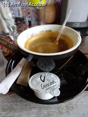 [P03] Cafeluța de început. » foto by tata123 🔱
 - 
<span class="allrVoted glyphicon glyphicon-heart hidden" id="av1246810"></span>
<a class="m-l-10 hidden" id="sv1246810" onclick="voting_Foto_DelVot(,1246810,6127)" role="button">șterge vot <span class="glyphicon glyphicon-remove"></span></a>
<a id="v91246810" class=" c-red"  onclick="voting_Foto_SetVot(1246810)" role="button"><span class="glyphicon glyphicon-heart-empty"></span> <b>LIKE</b> = Votează poza</a> <img class="hidden"  id="f1246810W9" src="/imagini/loader.gif" border="0" /><span class="AjErrMes hidden" id="e1246810ErM"></span>