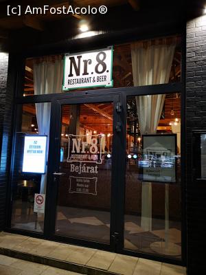 [P37] Nr. 8 Restaurant » foto by crismis
 - 
<span class="allrVoted glyphicon glyphicon-heart hidden" id="av1330504"></span>
<a class="m-l-10 hidden" id="sv1330504" onclick="voting_Foto_DelVot(,1330504,6135)" role="button">șterge vot <span class="glyphicon glyphicon-remove"></span></a>
<a id="v91330504" class=" c-red"  onclick="voting_Foto_SetVot(1330504)" role="button"><span class="glyphicon glyphicon-heart-empty"></span> <b>LIKE</b> = Votează poza</a> <img class="hidden"  id="f1330504W9" src="/imagini/loader.gif" border="0" /><span class="AjErrMes hidden" id="e1330504ErM"></span>