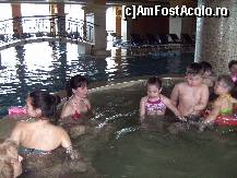 [P10] piscina interioara, respectiv jacuzzi » foto by mihhha
 - 
<span class="allrVoted glyphicon glyphicon-heart hidden" id="av310259"></span>
<a class="m-l-10 hidden" id="sv310259" onclick="voting_Foto_DelVot(,310259,6139)" role="button">șterge vot <span class="glyphicon glyphicon-remove"></span></a>
<a id="v9310259" class=" c-red"  onclick="voting_Foto_SetVot(310259)" role="button"><span class="glyphicon glyphicon-heart-empty"></span> <b>LIKE</b> = Votează poza</a> <img class="hidden"  id="f310259W9" src="/imagini/loader.gif" border="0" /><span class="AjErrMes hidden" id="e310259ErM"></span>