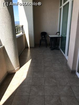 [P15] Terasa apartament - colt opus » foto by adynutza26
 - 
<span class="allrVoted glyphicon glyphicon-heart hidden" id="av984150"></span>
<a class="m-l-10 hidden" id="sv984150" onclick="voting_Foto_DelVot(,984150,6139)" role="button">șterge vot <span class="glyphicon glyphicon-remove"></span></a>
<a id="v9984150" class=" c-red"  onclick="voting_Foto_SetVot(984150)" role="button"><span class="glyphicon glyphicon-heart-empty"></span> <b>LIKE</b> = Votează poza</a> <img class="hidden"  id="f984150W9" src="/imagini/loader.gif" border="0" /><span class="AjErrMes hidden" id="e984150ErM"></span>