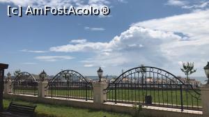 [P07] Panorama cu marea din incinta resortului, langa barul Sunset » foto by adynutza26
 - 
<span class="allrVoted glyphicon glyphicon-heart hidden" id="av984138"></span>
<a class="m-l-10 hidden" id="sv984138" onclick="voting_Foto_DelVot(,984138,6139)" role="button">șterge vot <span class="glyphicon glyphicon-remove"></span></a>
<a id="v9984138" class=" c-red"  onclick="voting_Foto_SetVot(984138)" role="button"><span class="glyphicon glyphicon-heart-empty"></span> <b>LIKE</b> = Votează poza</a> <img class="hidden"  id="f984138W9" src="/imagini/loader.gif" border="0" /><span class="AjErrMes hidden" id="e984138ErM"></span>