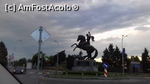 [P08] statuia Sf. Gheorghe, in intersectia de langa manastire...  » foto by felixon
 - 
<span class="allrVoted glyphicon glyphicon-heart hidden" id="av1100333"></span>
<a class="m-l-10 hidden" id="sv1100333" onclick="voting_Foto_DelVot(,1100333,6139)" role="button">șterge vot <span class="glyphicon glyphicon-remove"></span></a>
<a id="v91100333" class=" c-red"  onclick="voting_Foto_SetVot(1100333)" role="button"><span class="glyphicon glyphicon-heart-empty"></span> <b>LIKE</b> = Votează poza</a> <img class="hidden"  id="f1100333W9" src="/imagini/loader.gif" border="0" /><span class="AjErrMes hidden" id="e1100333ErM"></span>