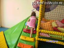 [P05] Fetita mea la kid-clubul pt copii. » foto by turbatudaniel
 - 
<span class="allrVoted glyphicon glyphicon-heart hidden" id="av88052"></span>
<a class="m-l-10 hidden" id="sv88052" onclick="voting_Foto_DelVot(,88052,6139)" role="button">șterge vot <span class="glyphicon glyphicon-remove"></span></a>
<a id="v988052" class=" c-red"  onclick="voting_Foto_SetVot(88052)" role="button"><span class="glyphicon glyphicon-heart-empty"></span> <b>LIKE</b> = Votează poza</a> <img class="hidden"  id="f88052W9" src="/imagini/loader.gif" border="0" /><span class="AjErrMes hidden" id="e88052ErM"></span>