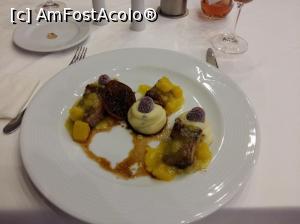 [P33] Clermont Hotel - restaurant / piept de rață cu portocale (doar o bucată din trei corect preparată):( » foto by Dragoș_MD
 - 
<span class="allrVoted glyphicon glyphicon-heart hidden" id="av813257"></span>
<a class="m-l-10 hidden" id="sv813257" onclick="voting_Foto_DelVot(,813257,6148)" role="button">șterge vot <span class="glyphicon glyphicon-remove"></span></a>
<a id="v9813257" class=" c-red"  onclick="voting_Foto_SetVot(813257)" role="button"><span class="glyphicon glyphicon-heart-empty"></span> <b>LIKE</b> = Votează poza</a> <img class="hidden"  id="f813257W9" src="/imagini/loader.gif" border="0" /><span class="AjErrMes hidden" id="e813257ErM"></span>