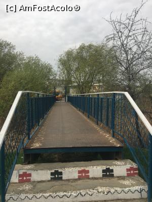 [P32] Podul de la intrarea-n Parcul Cercetașilor » foto by Yersinia Pestis
 - 
<span class="allrVoted glyphicon glyphicon-heart hidden" id="av960539"></span>
<a class="m-l-10 hidden" id="sv960539" onclick="voting_Foto_DelVot(,960539,6159)" role="button">șterge vot <span class="glyphicon glyphicon-remove"></span></a>
<a id="v9960539" class=" c-red"  onclick="voting_Foto_SetVot(960539)" role="button"><span class="glyphicon glyphicon-heart-empty"></span> <b>LIKE</b> = Votează poza</a> <img class="hidden"  id="f960539W9" src="/imagini/loader.gif" border="0" /><span class="AjErrMes hidden" id="e960539ErM"></span>