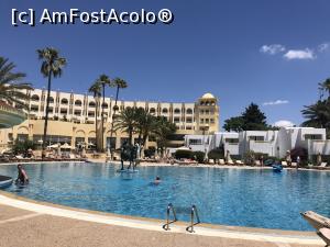 [P11] Un hotel pe gustul meu - piscina principală şi hotelul » foto by nicole33
 - 
<span class="allrVoted glyphicon glyphicon-heart hidden" id="av1079590"></span>
<a class="m-l-10 hidden" id="sv1079590" onclick="voting_Foto_DelVot(,1079590,6202)" role="button">șterge vot <span class="glyphicon glyphicon-remove"></span></a>
<a id="v91079590" class=" c-red"  onclick="voting_Foto_SetVot(1079590)" role="button"><span class="glyphicon glyphicon-heart-empty"></span> <b>LIKE</b> = Votează poza</a> <img class="hidden"  id="f1079590W9" src="/imagini/loader.gif" border="0" /><span class="AjErrMes hidden" id="e1079590ErM"></span>
